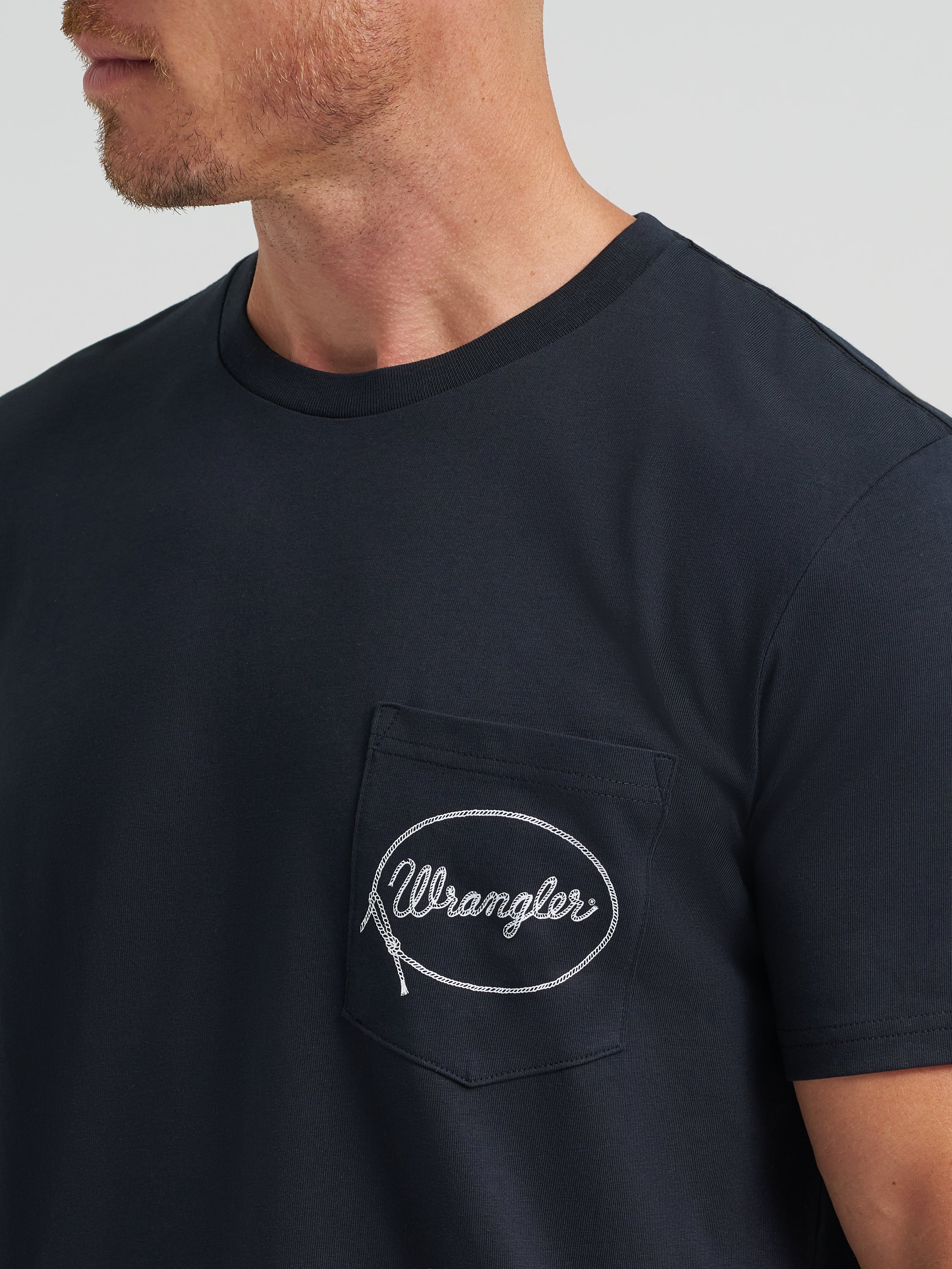 Wrangler® Graphic Short Sleeve Pocket T-Shirt – Regular Fit