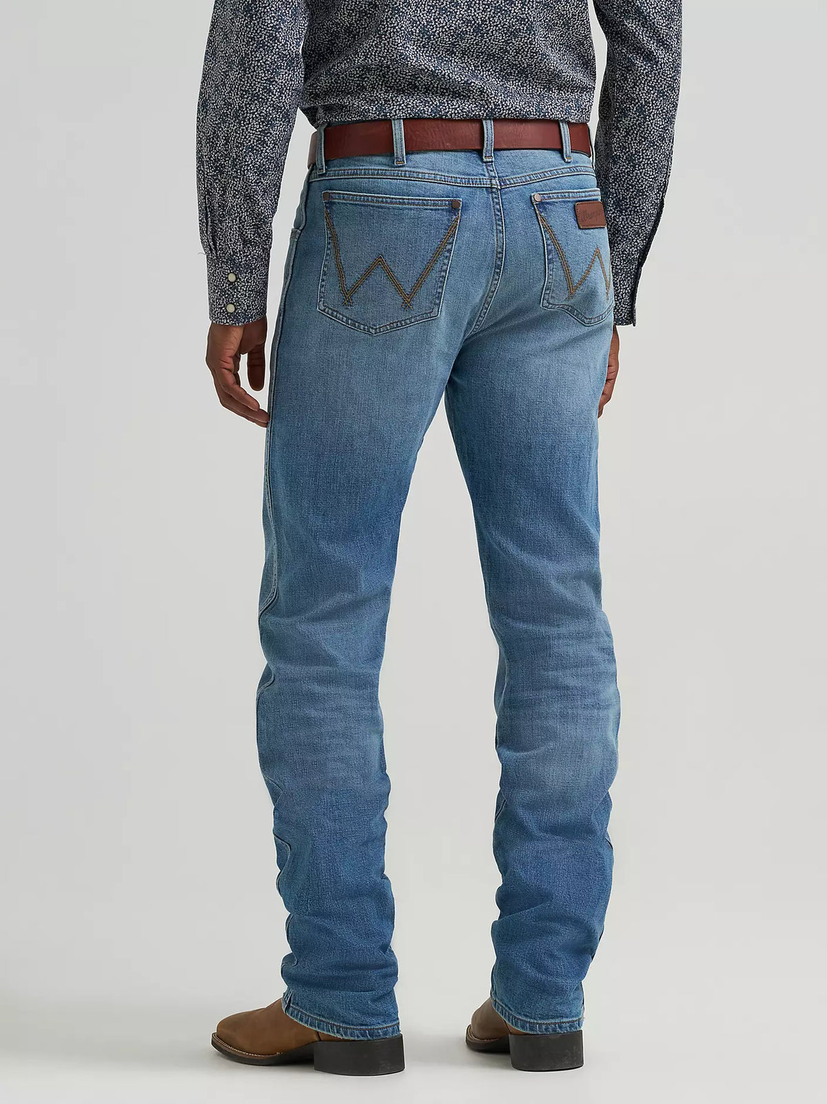 Wrangler® Retro® Slim Straight Jean