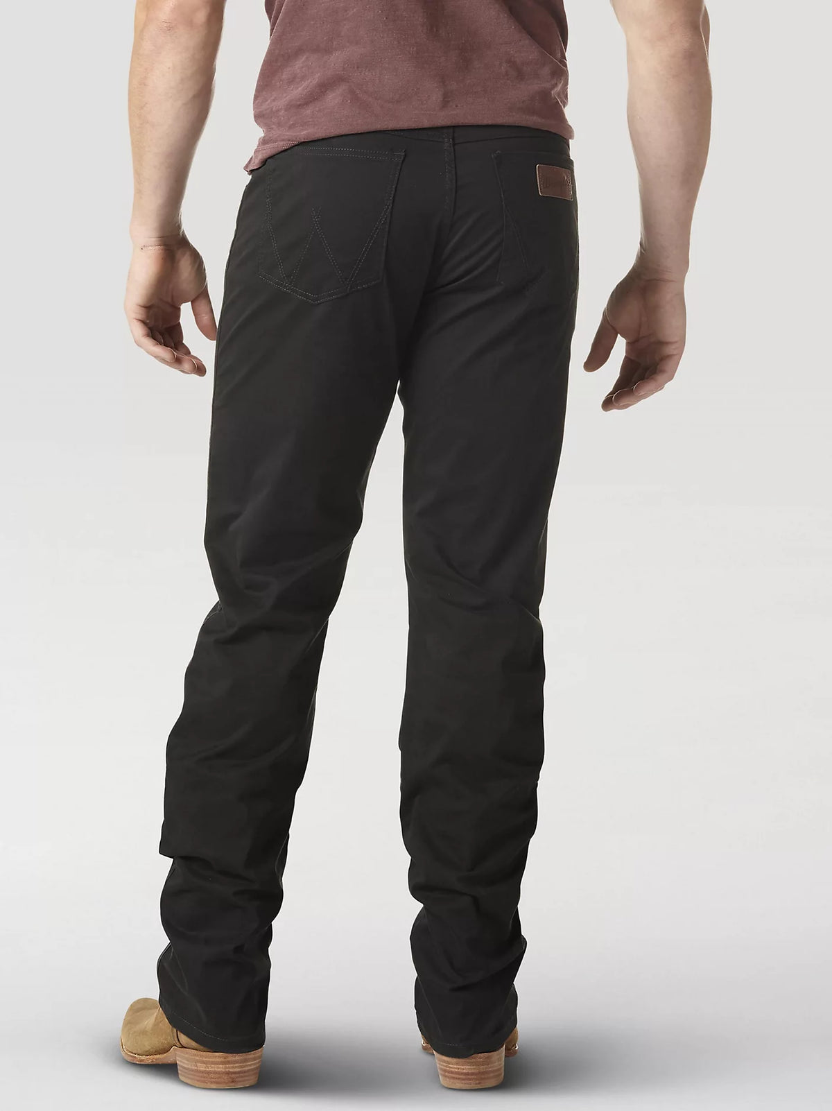 Wrangler® Retro® Slim Straight Jean Noir