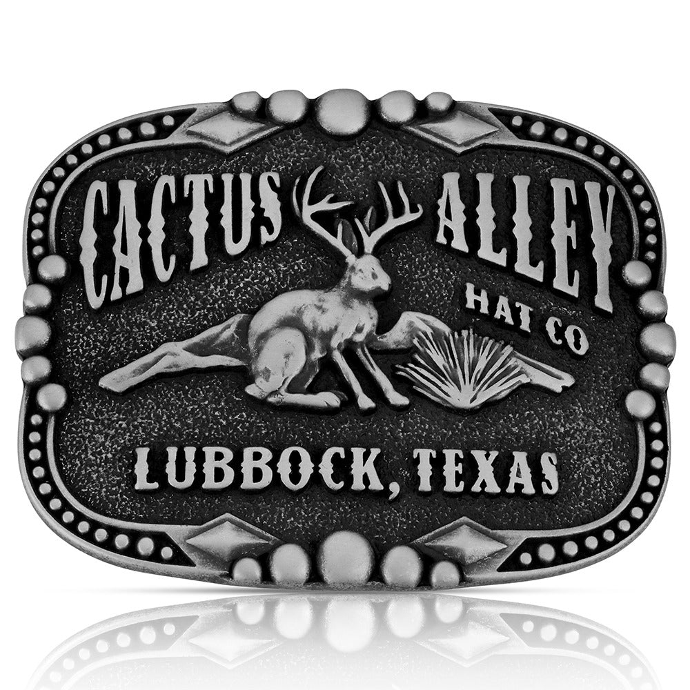 gold belt buckle