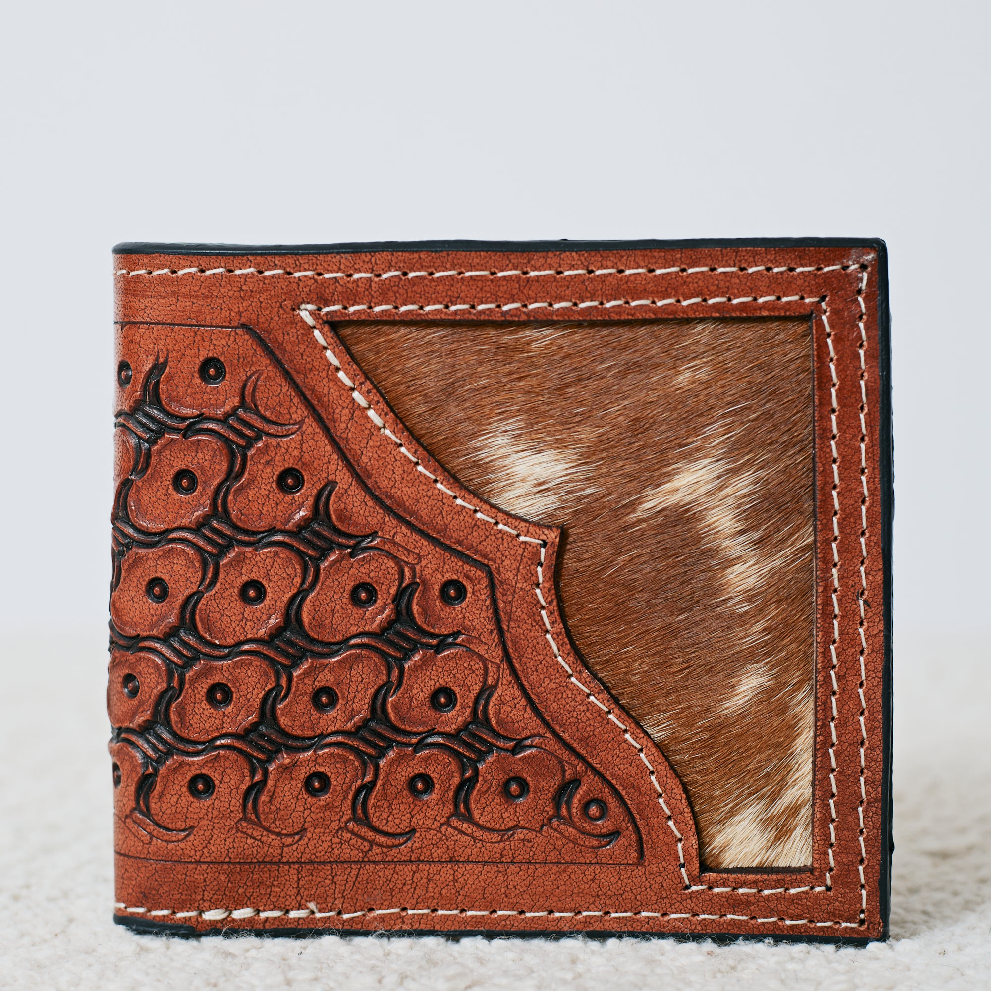 Portefeuille homme western en cuir et poils – Tooled classique