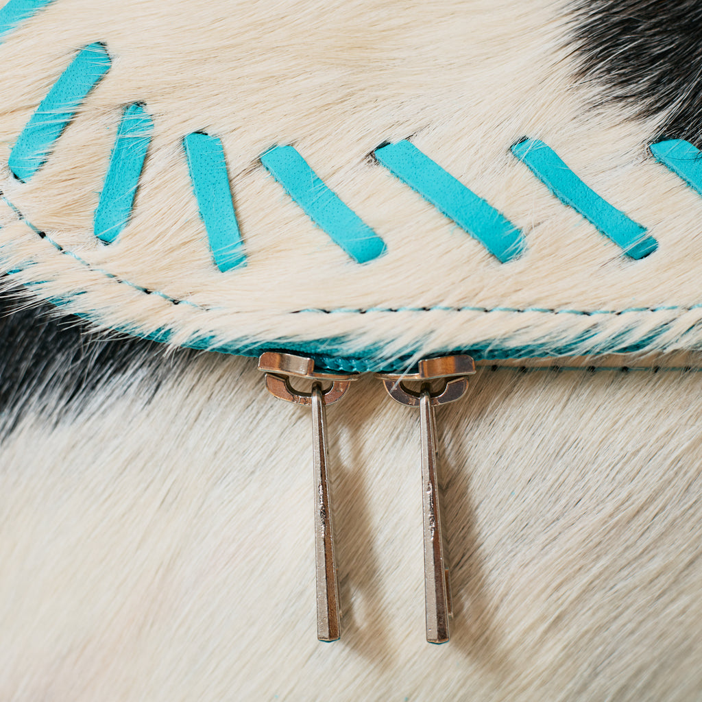 Sac à dos western turquoise à franges en cuir & poil véritable