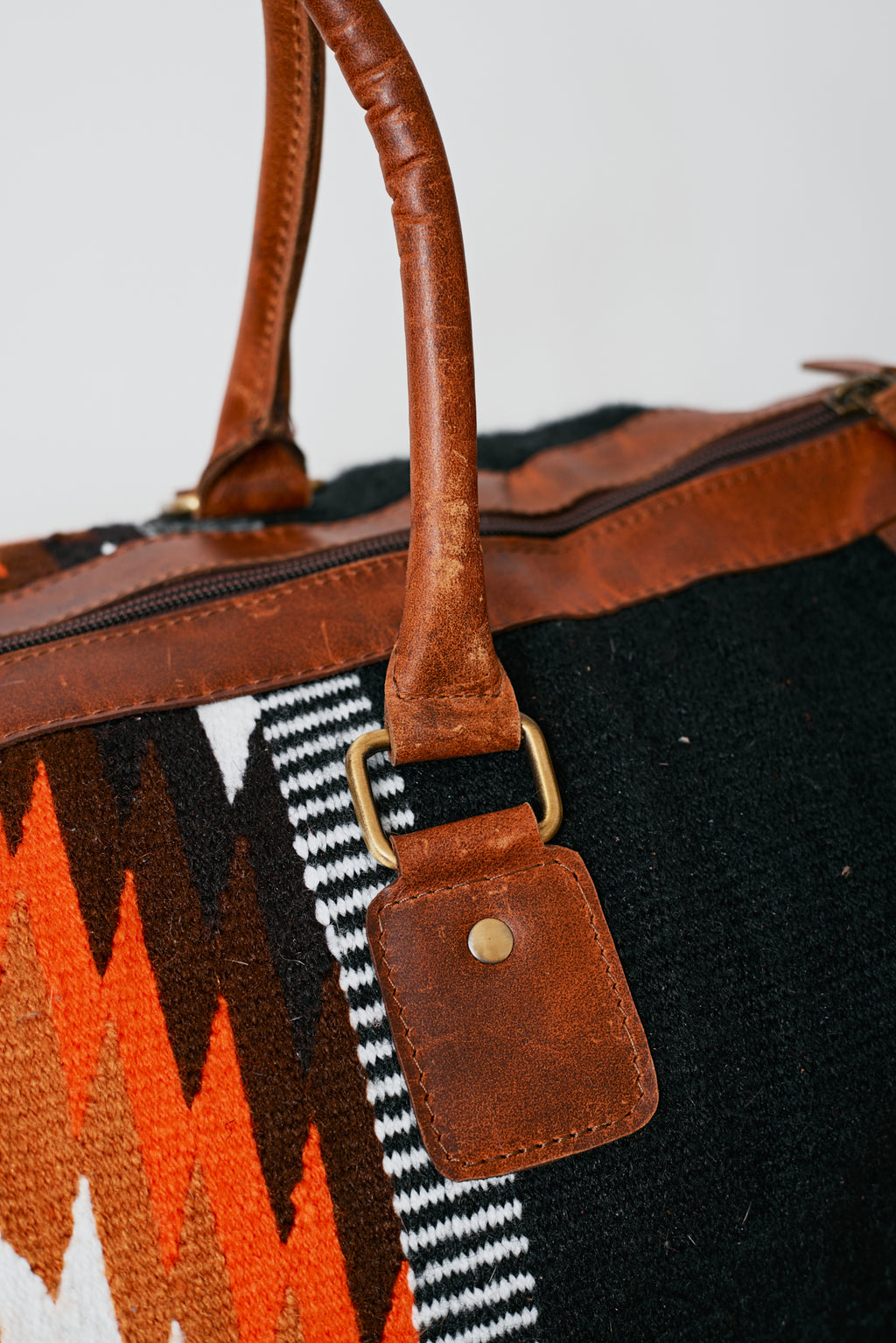 Sac duffle western tissé noir & cognac