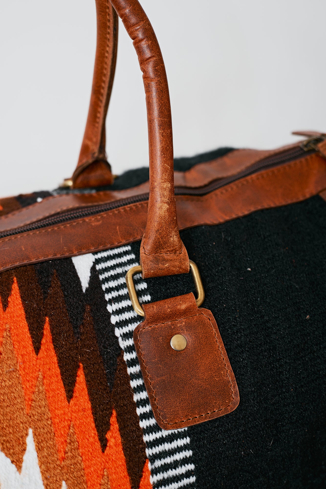 Sac duffle western tissé noir & cognac