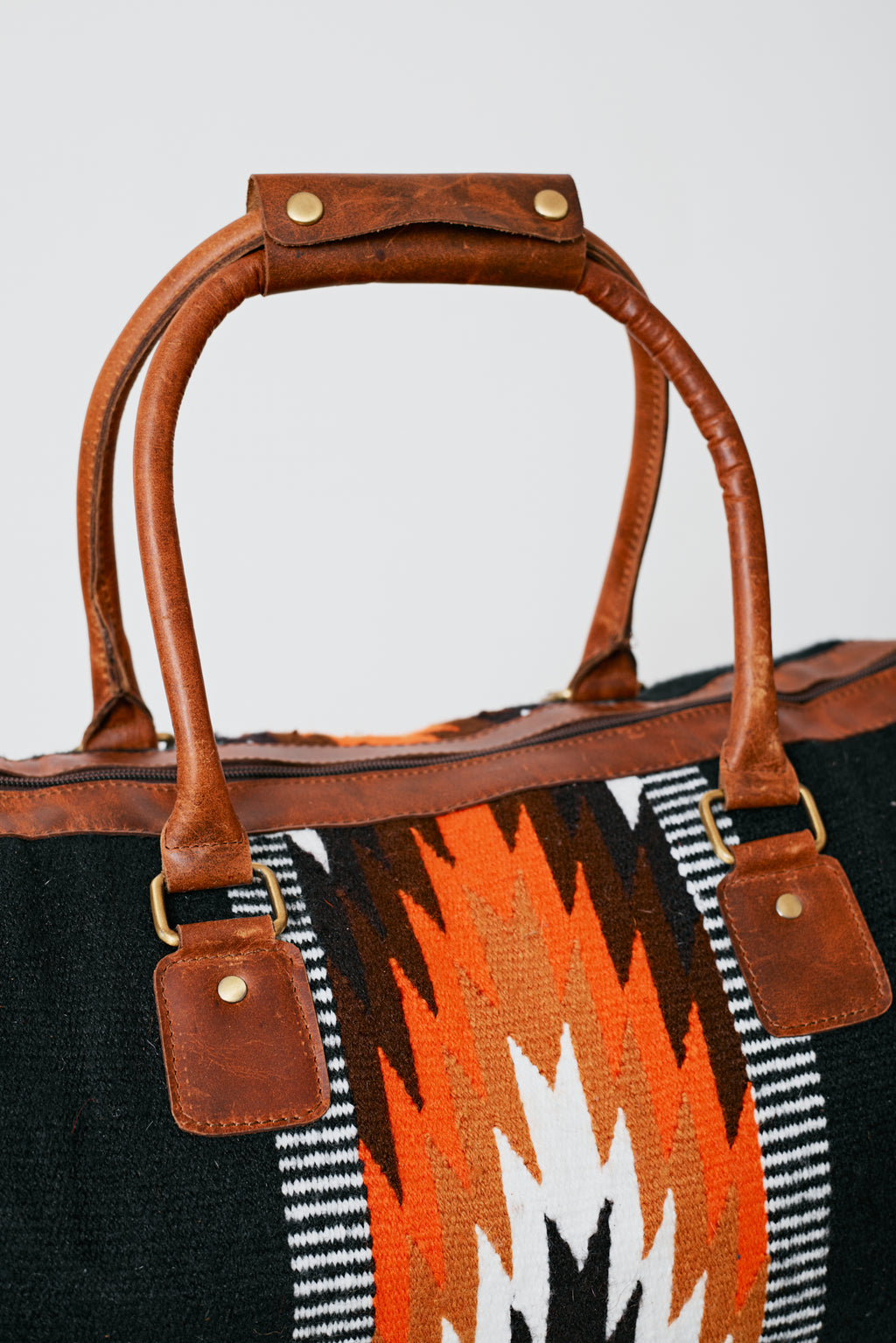 Sac duffle western tissé noir & cognac