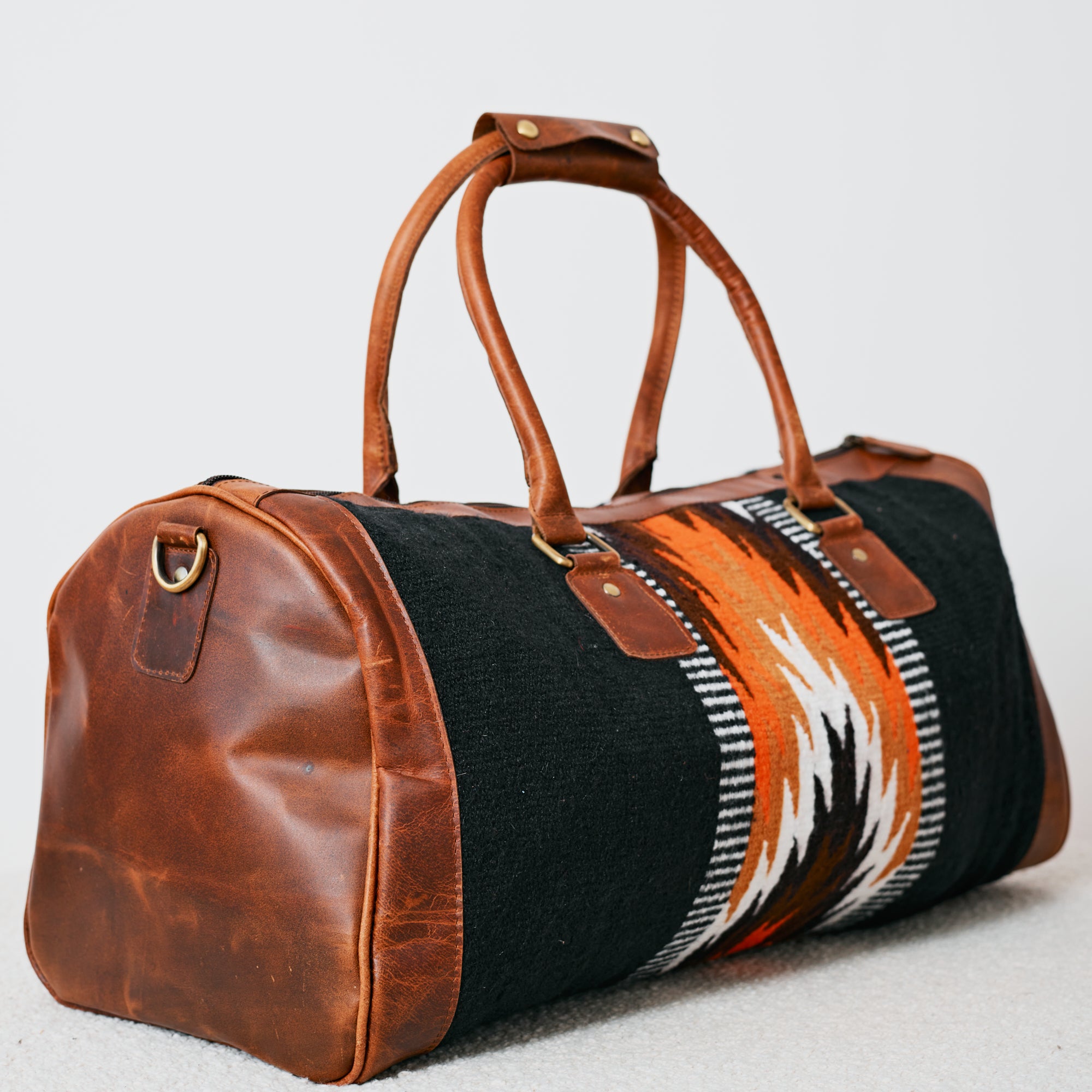 Sac duffle western tissé noir & cognac