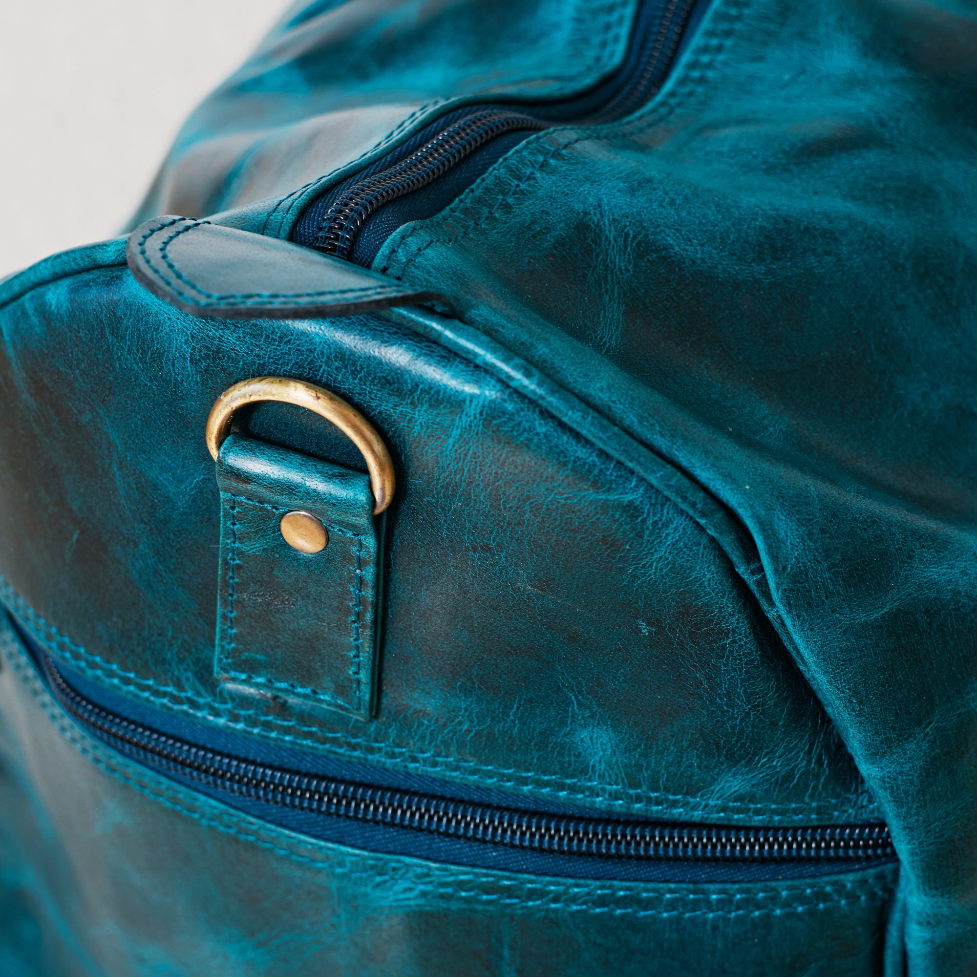 Sac duffle western turquoise en cuir véritable