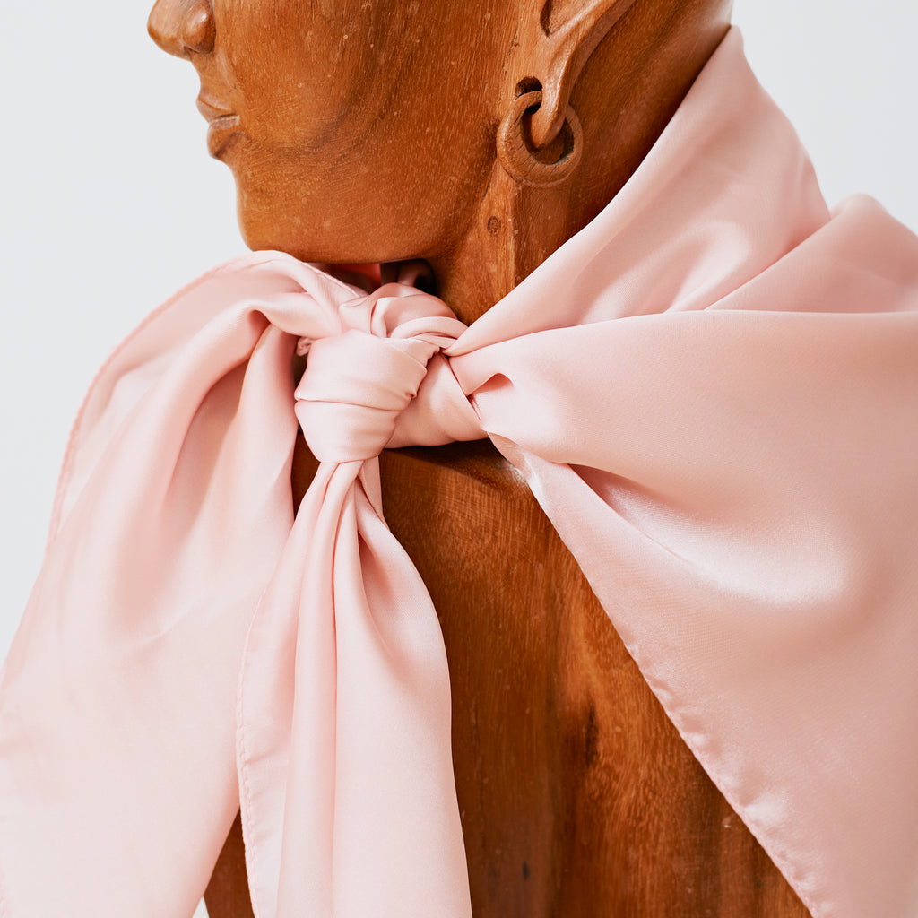 Foulard western satiné rose pâle