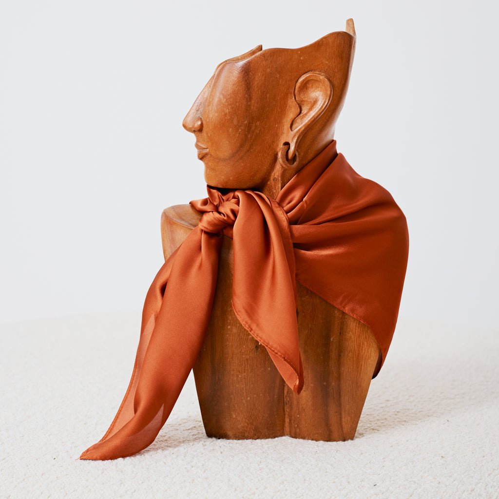 Foulard western satiné orange brulé