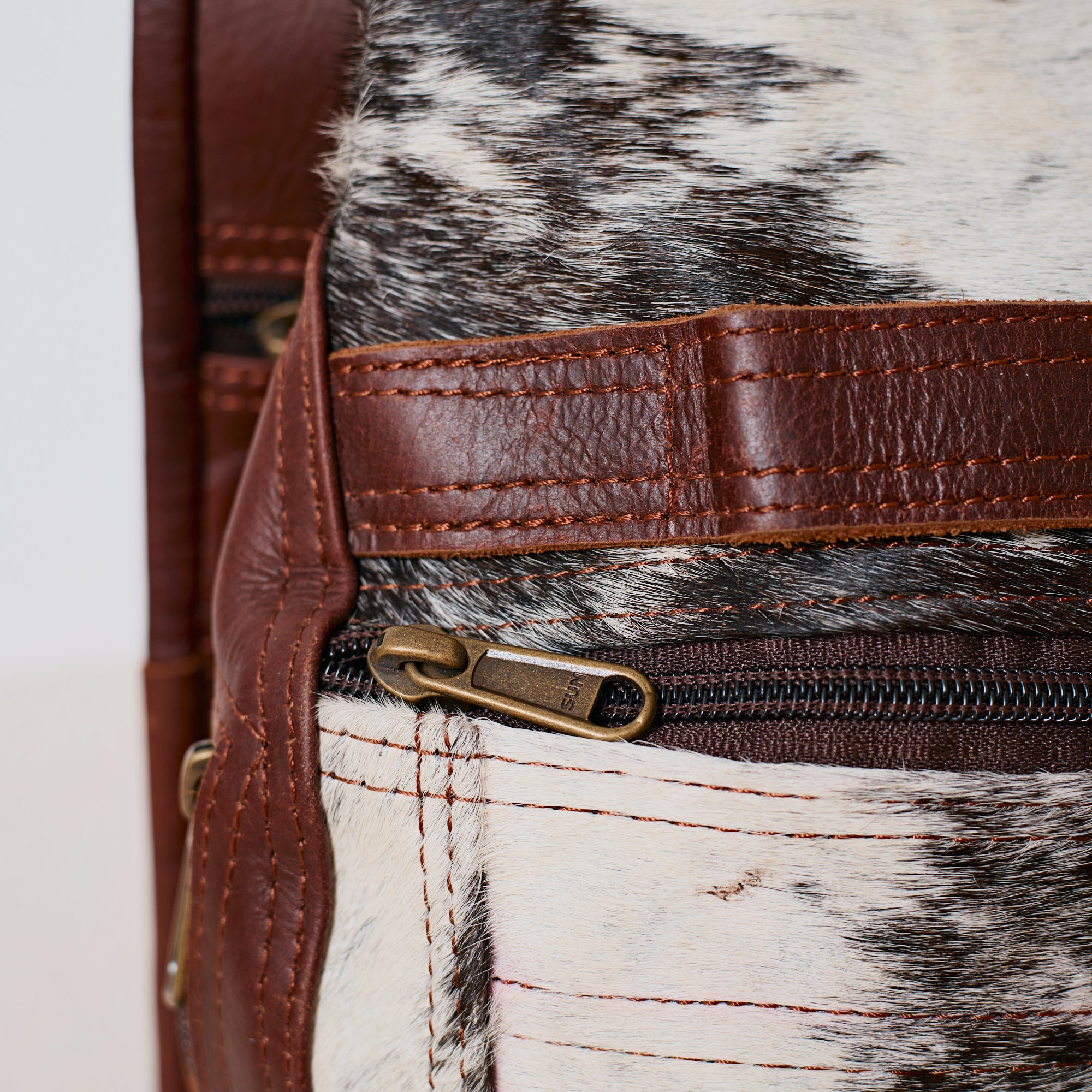 Sac à dos western en poil de vache