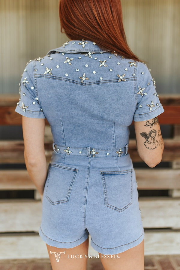 Combinaison-short « Light Wash Rhinestone » denim pâle