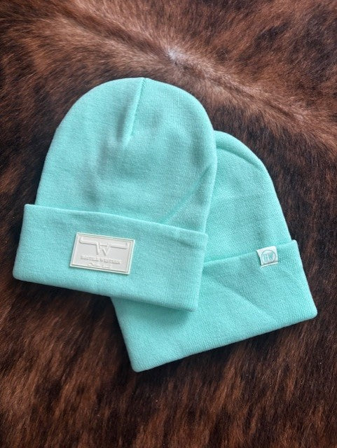 Hostile Western tuques