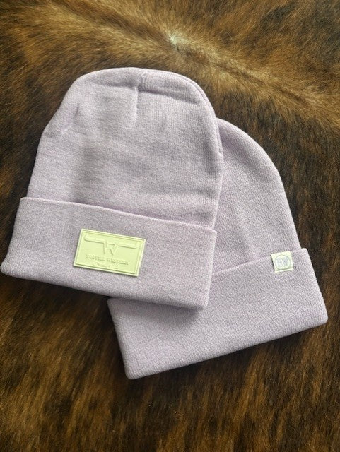 Hostile Western tuques